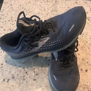 Men’s brooks ghost 9.5